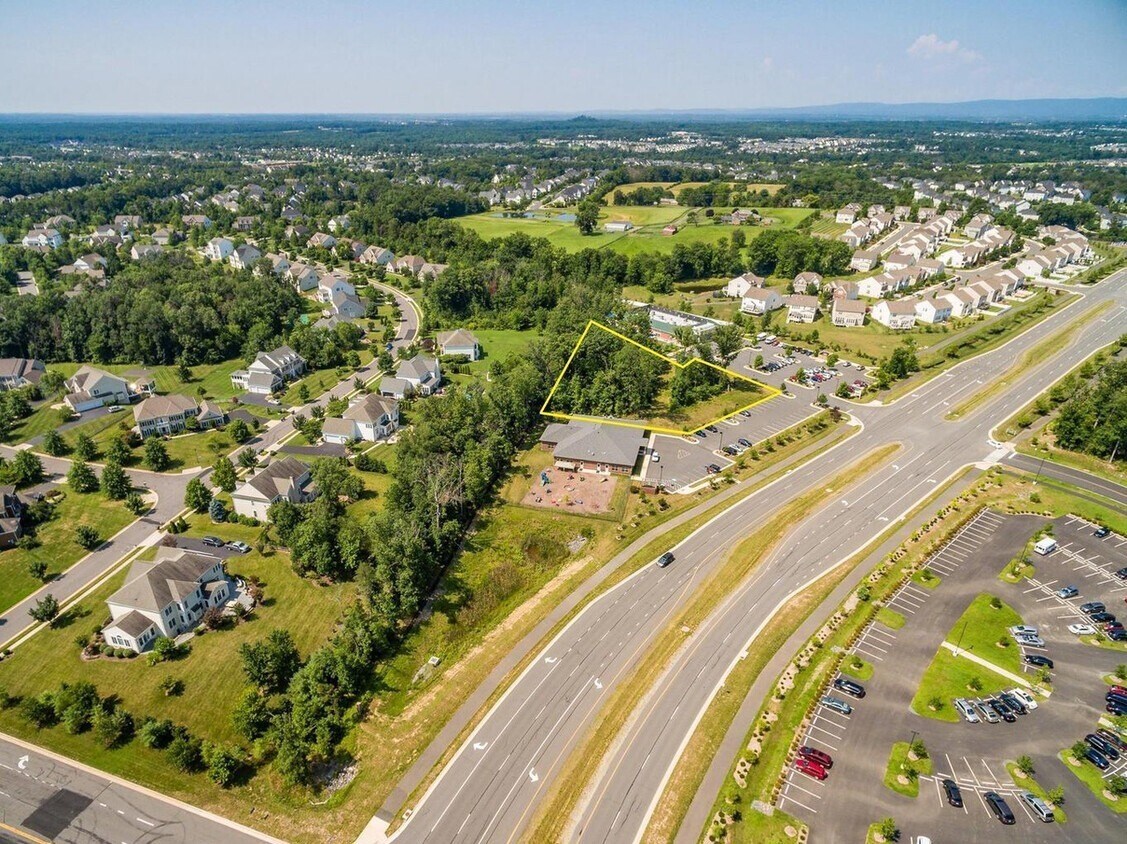 43655 Tall Cedars Pky, Chantilly, VA 20152 Day Care For Sale