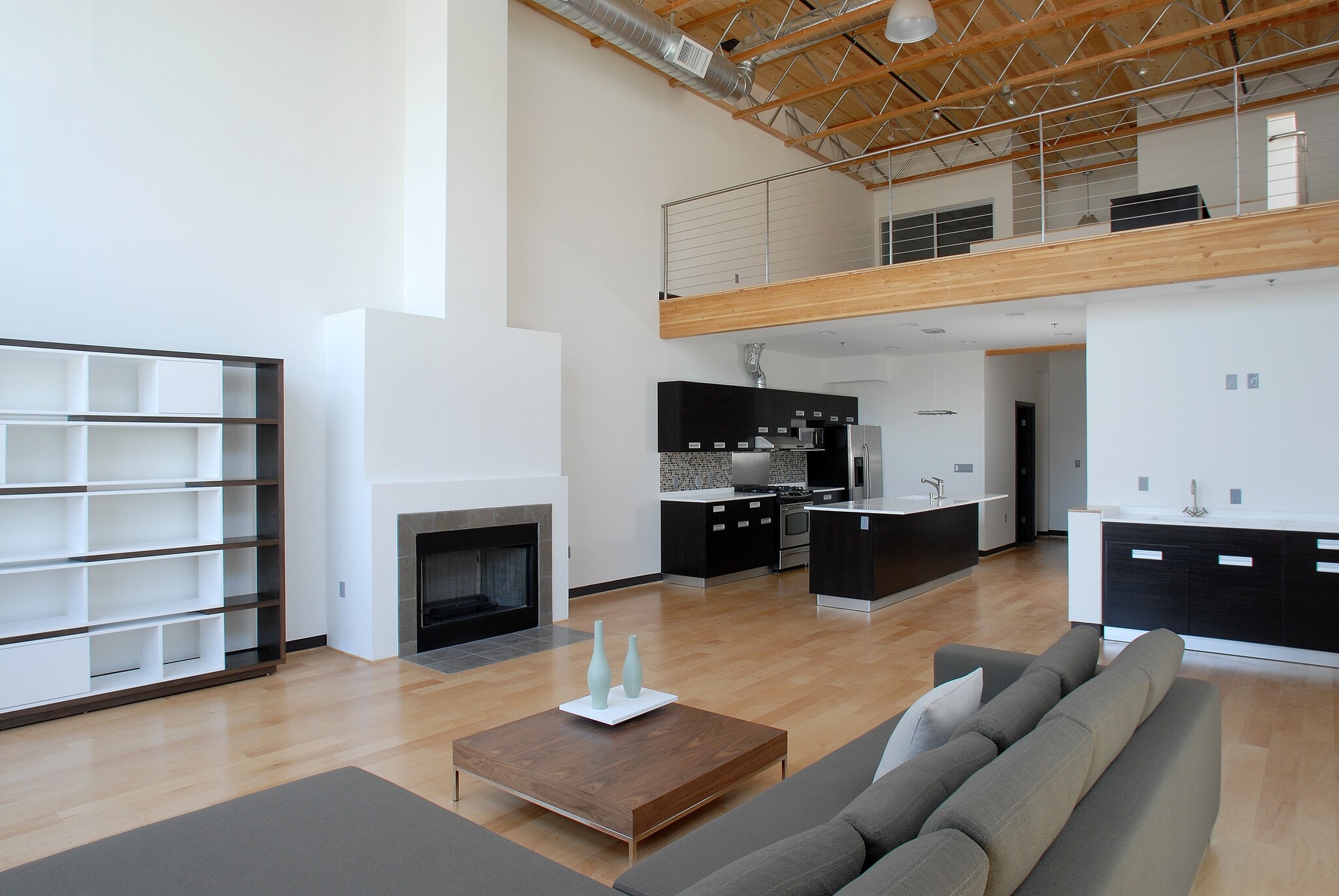 8310-8314 Beverly Blvd, Los Angeles, CA for lease Interior Photo- Image 1 of 10