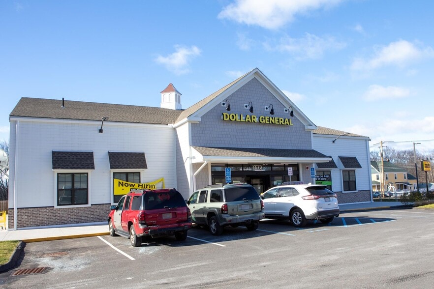 176 W State St, Granby, MA for sale - Building Photo - Image 1 of 1