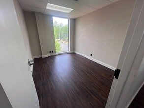 138 Park Ave, Winder, GA for lease Interior Photo- Image 2 of 2