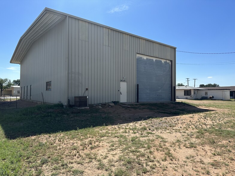 1810 Lee Ave, Odessa, TX for lease - Building Photo - Image 3 of 11