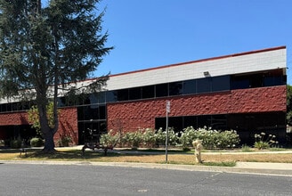 5560 Tech Cir, Moorpark, CA for lease Interior Photo- Image 1 of 3