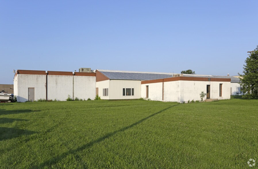 17515 Territorial Rd, Dayton, MN for sale - Primary Photo - Image 1 of 1