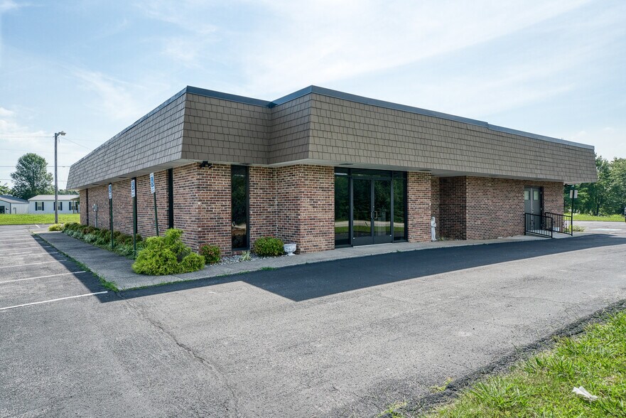 16000 TN-111 Rt, Spencer, TN for sale - Primary Photo - Image 1 of 16