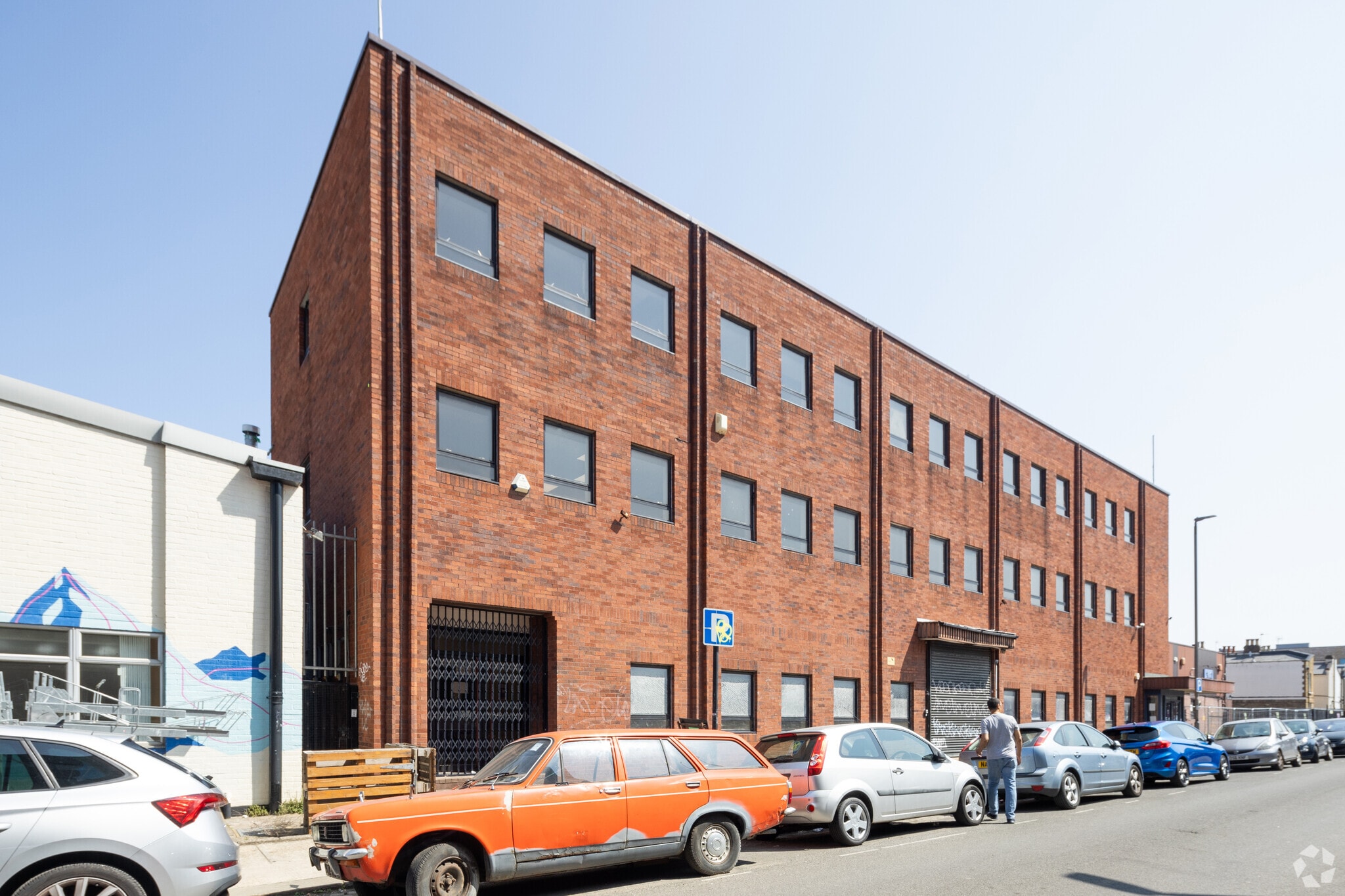 20 Lydden Rd, London for sale Primary Photo- Image 1 of 1