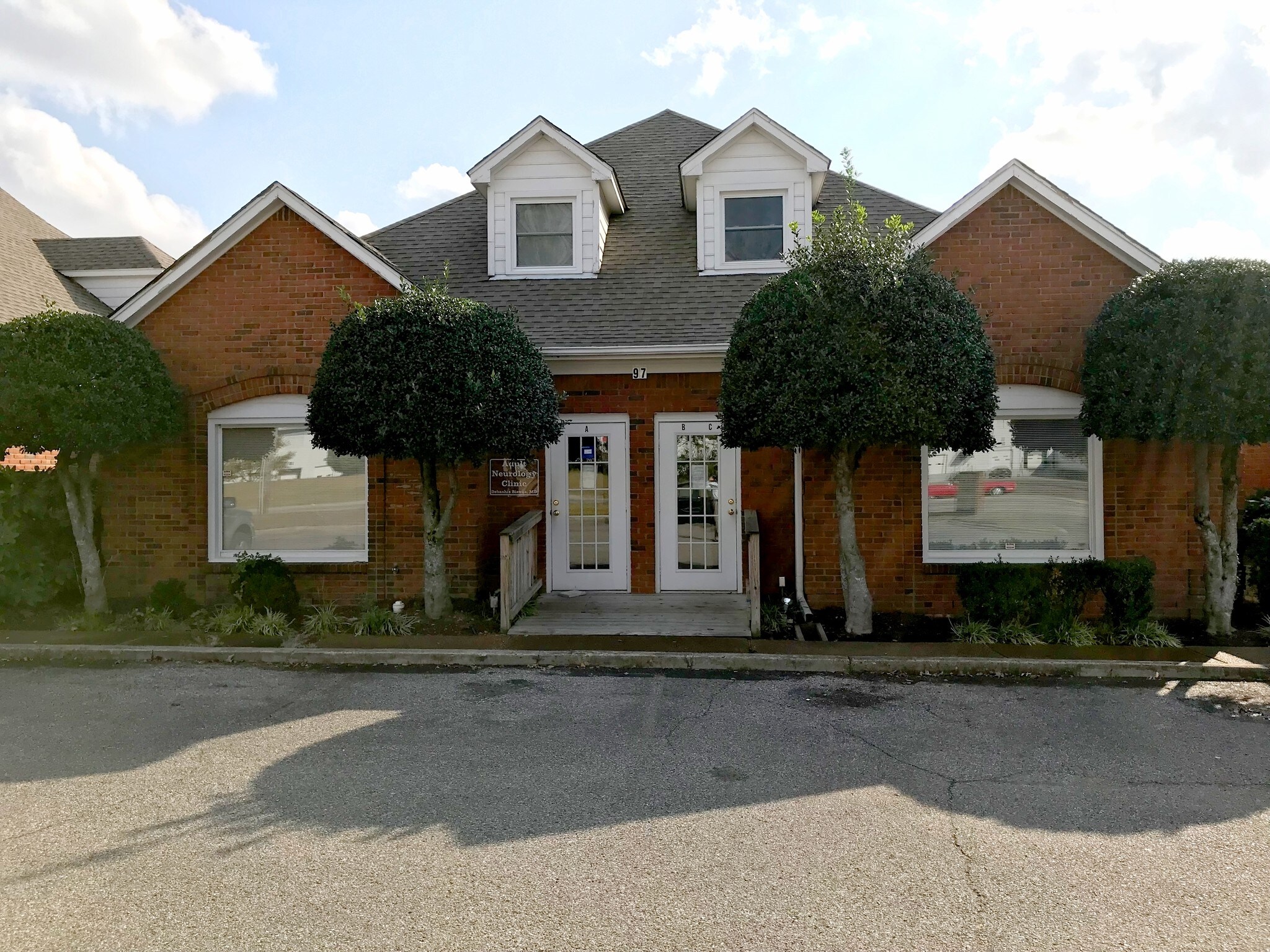 97 Stateline Rd, Southaven, MS for sale Primary Photo- Image 1 of 1