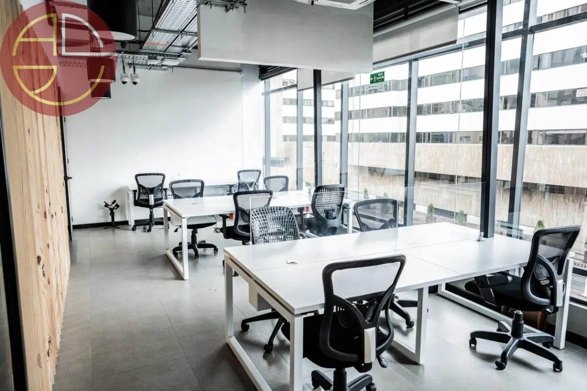 Office in Colomiers for lease Interior Photo- Image 1 of 5