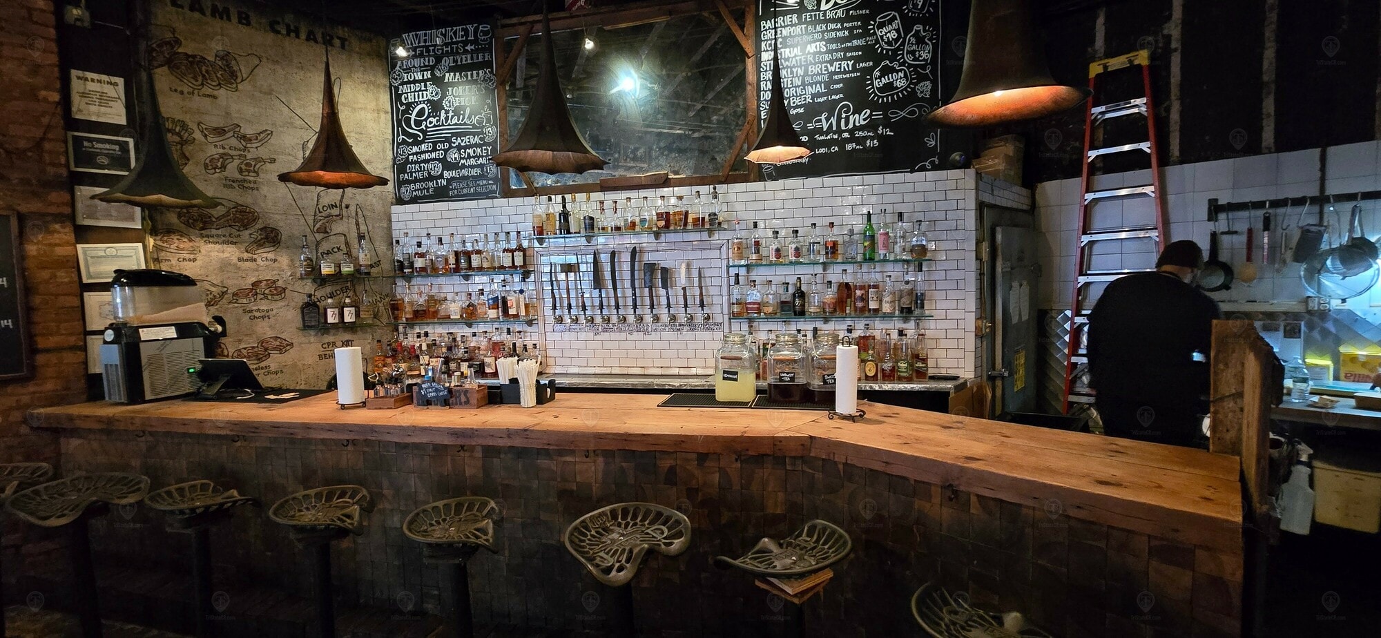 354 Metropolitan Ave, Brooklyn, NY for lease Interior Photo- Image 1 of 5