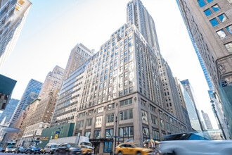 521 Fifth Ave, New York, NY for lease Building Photo- Image 1 of 10
