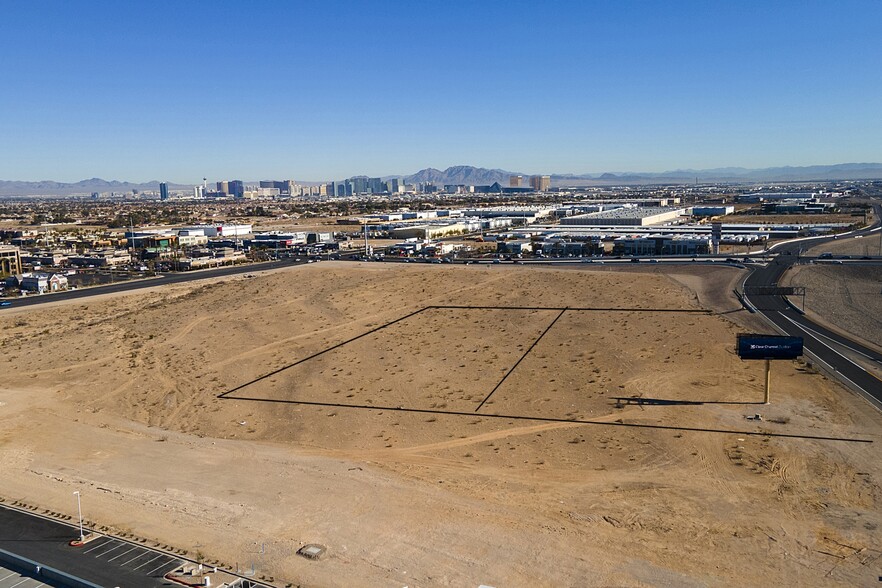 7000 Block - I-215 SW, Las Vegas, NV for sale - Aerial - Image 3 of 7