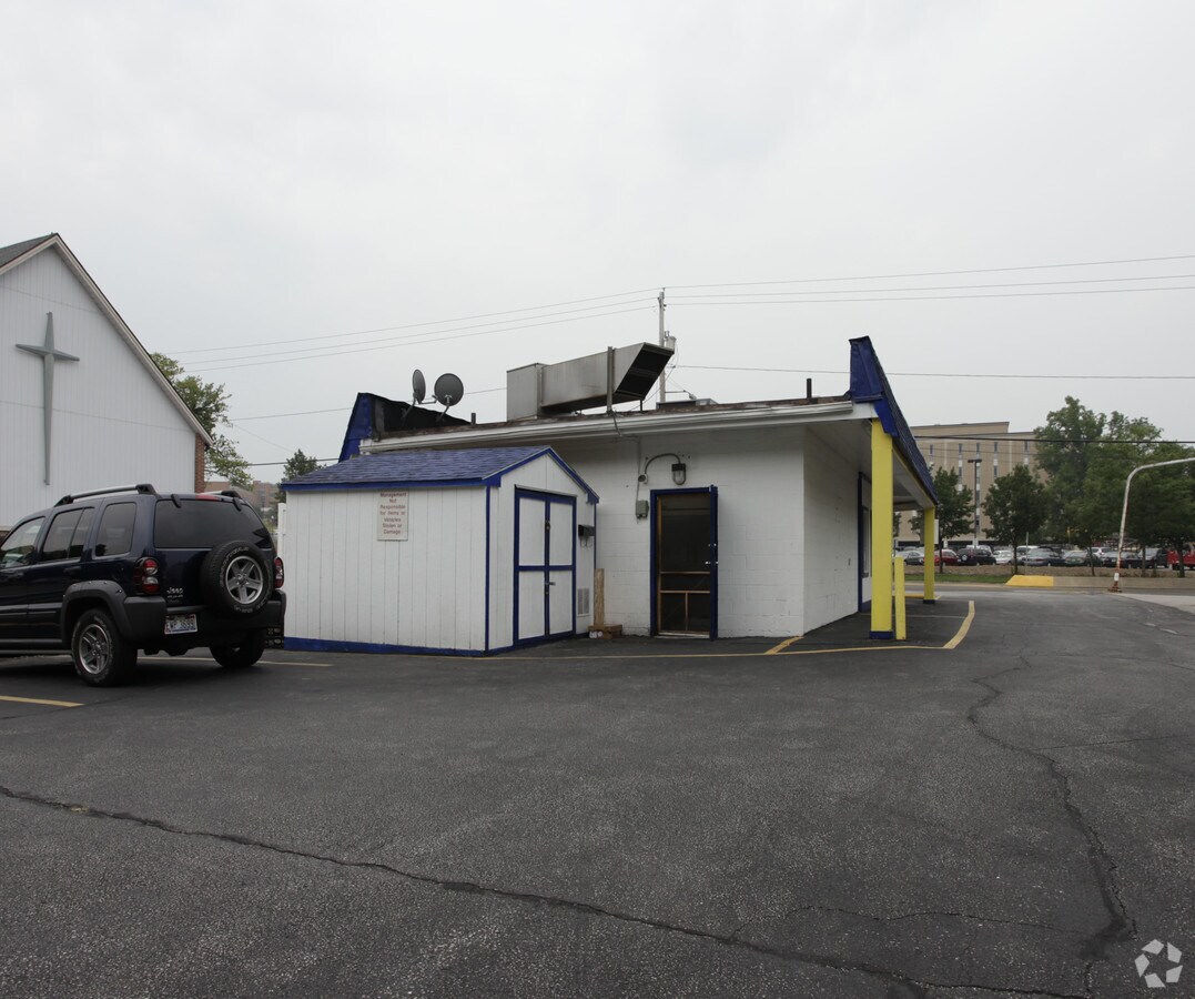 911 E Main St, Kent, OH 44240