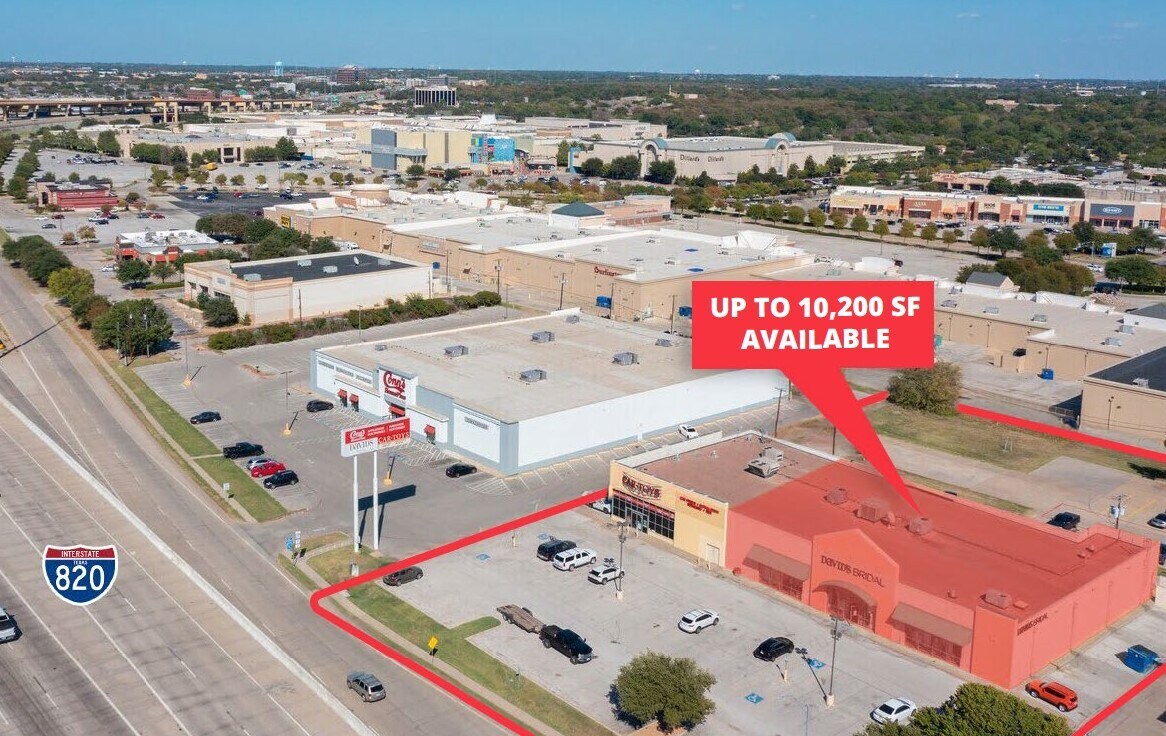 804-810 NE Loop 820, Hurst, TX for sale Building Photo- Image 1 of 1