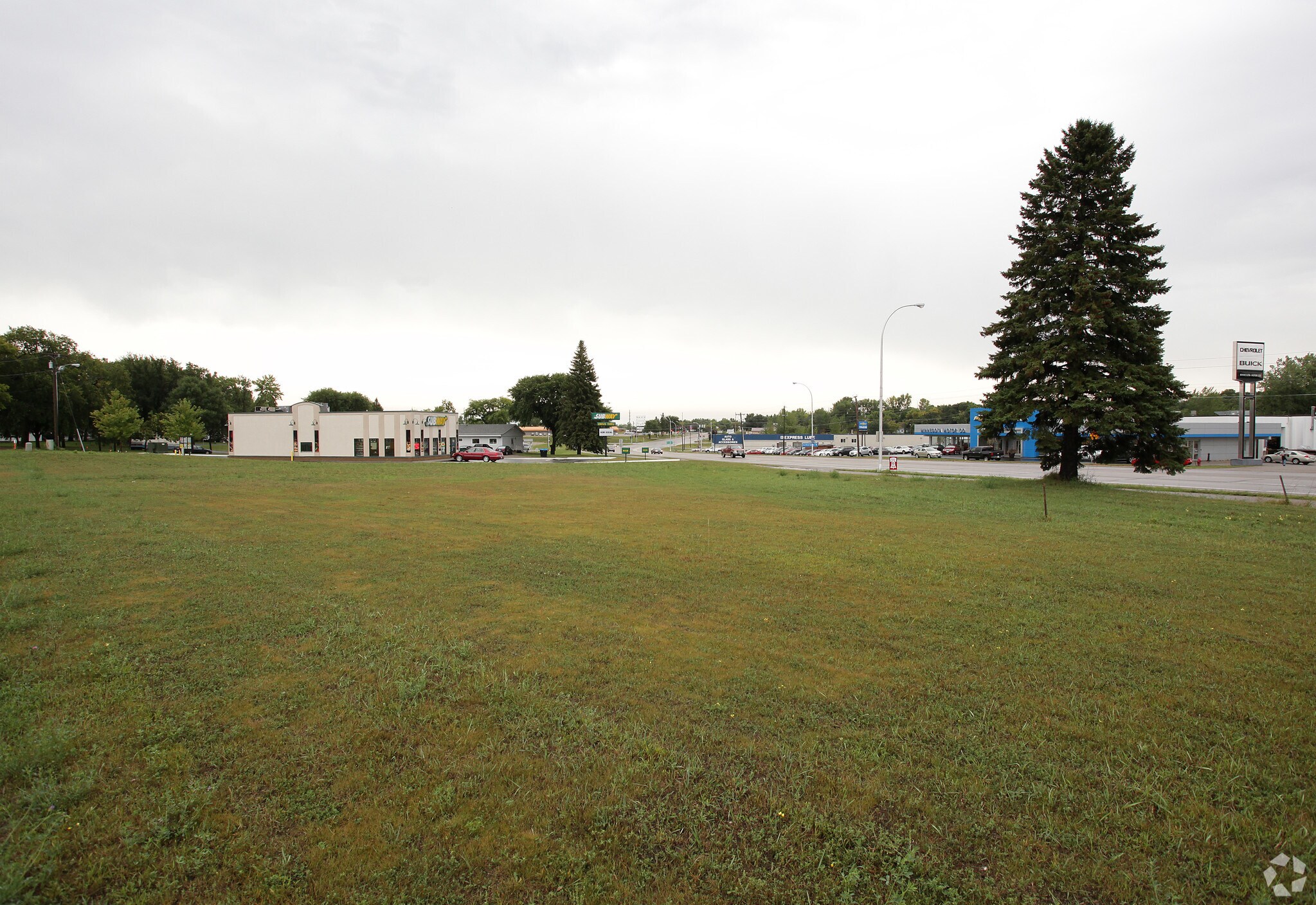 1101 Pebble Lake Rd, Fergus Falls, MN for sale Primary Photo- Image 1 of 1