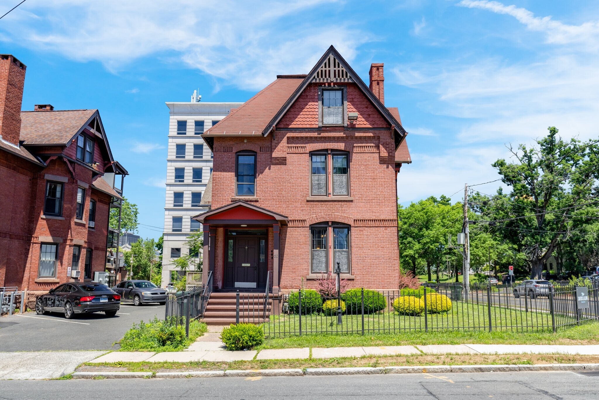 50-52 Russ St, Hartford, CT for lease Building Photo- Image 1 of 11