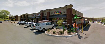 4327-4329 W Andrew Johnson Hwy, Morristown, TN for lease Building Photo- Image 2 of 3