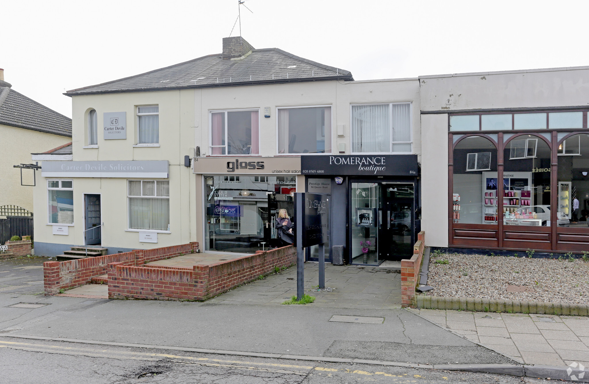 84-84A Queens Rd, Buckhurst Hill for sale Primary Photo- Image 1 of 1