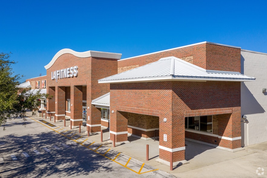 167-199 Mitchell Hammock Rd, Oviedo, FL for lease - Primary Photo - Image 1 of 8