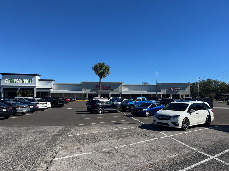 33507-33675 US Hwy 19 N, Palm Harbor, FL for lease - Building Photo - Image 3 of 7