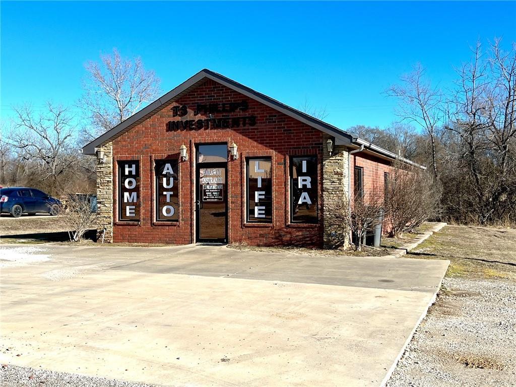 730 S Thornton St, Vian, OK 74962