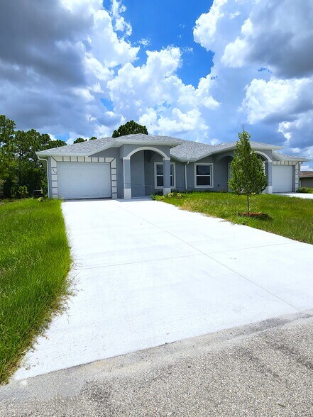 1104-1106 Gordon S ave, Lehigh Acres, FL 33973 - Multifamily for Sale ...