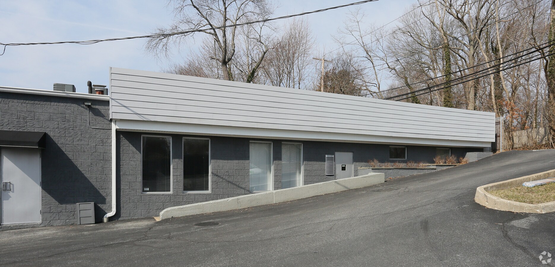 104 Bellerose Ave, East Northport, NY 11731