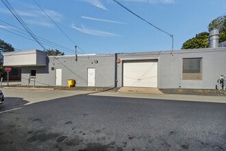 540 Pawtucket Ave, Pawtucket, RI for lease Interior Photo- Image 2 of 13