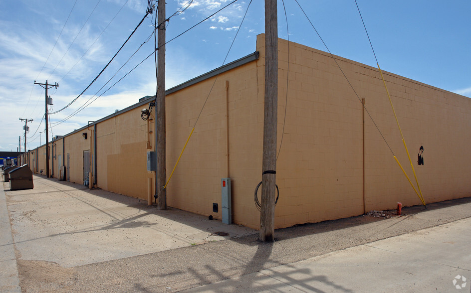 4601-4623 W Loop 289, Lubbock, TX for lease - Building Photo - Image 2 of 10