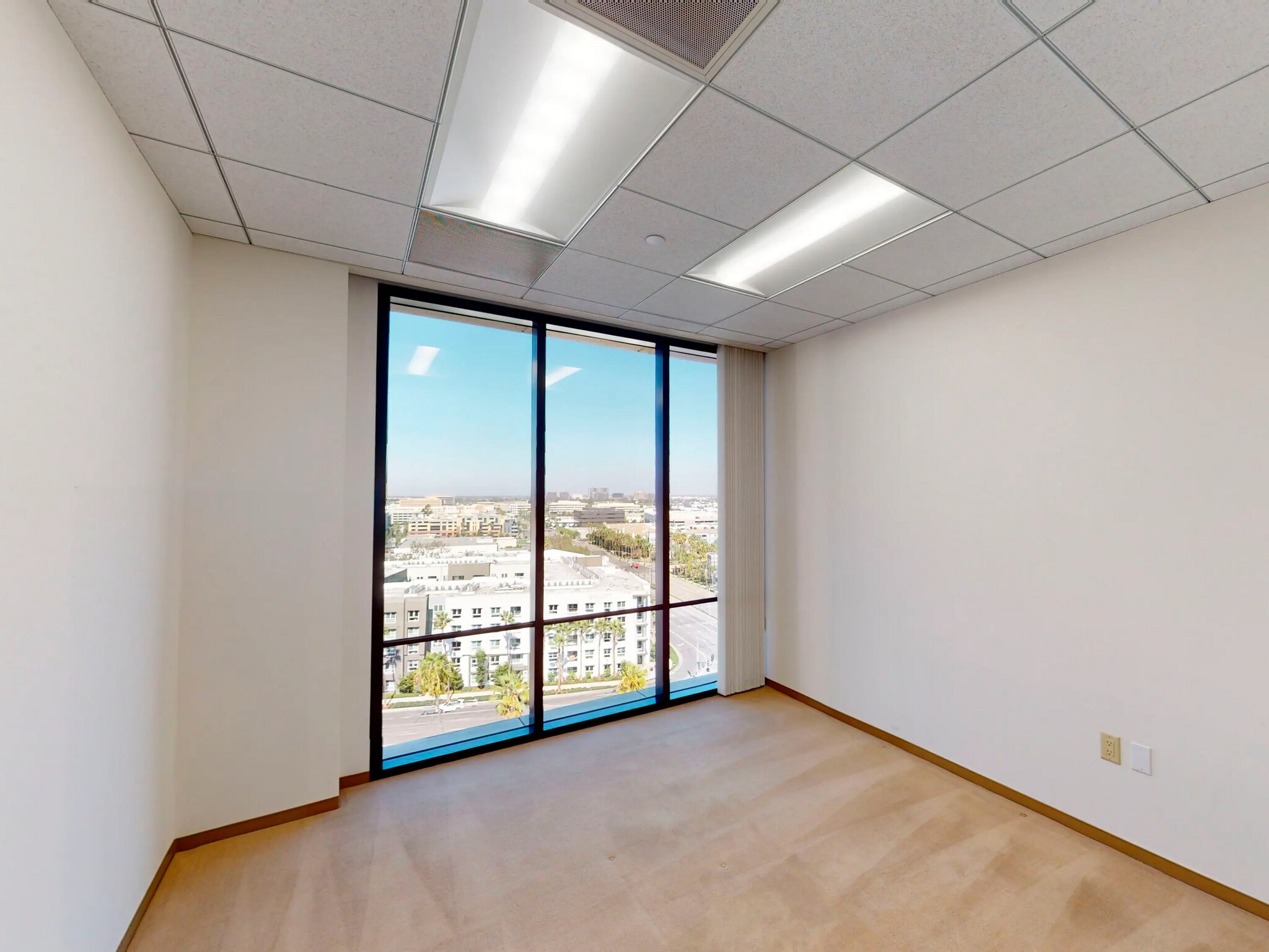 5 Park Plaza, Irvine, CA 92614 Jamboree Center