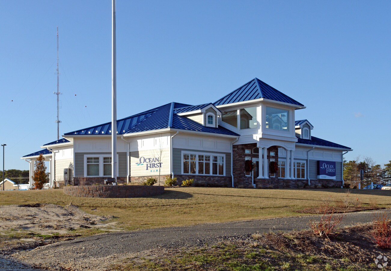 Memorial Dr, Waretown, NJ 08758 Waretown Town Center