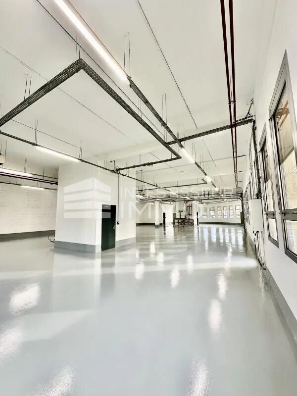 Industrial in Bonneuil-sur-Marne for lease Interior Photo- Image 1 of 4