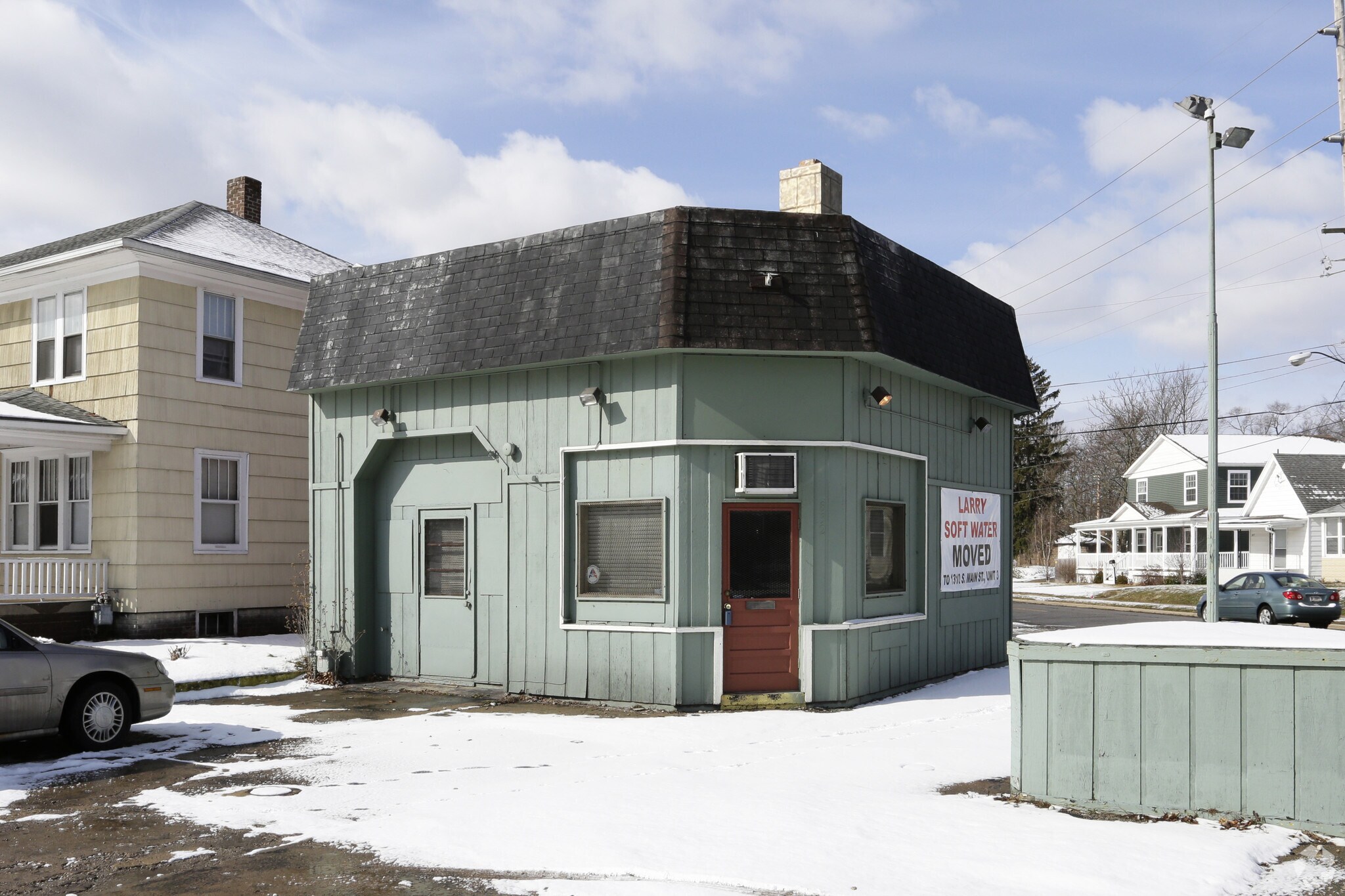 832 S Bend Ave, South Bend, IN for sale Primary Photo- Image 1 of 1