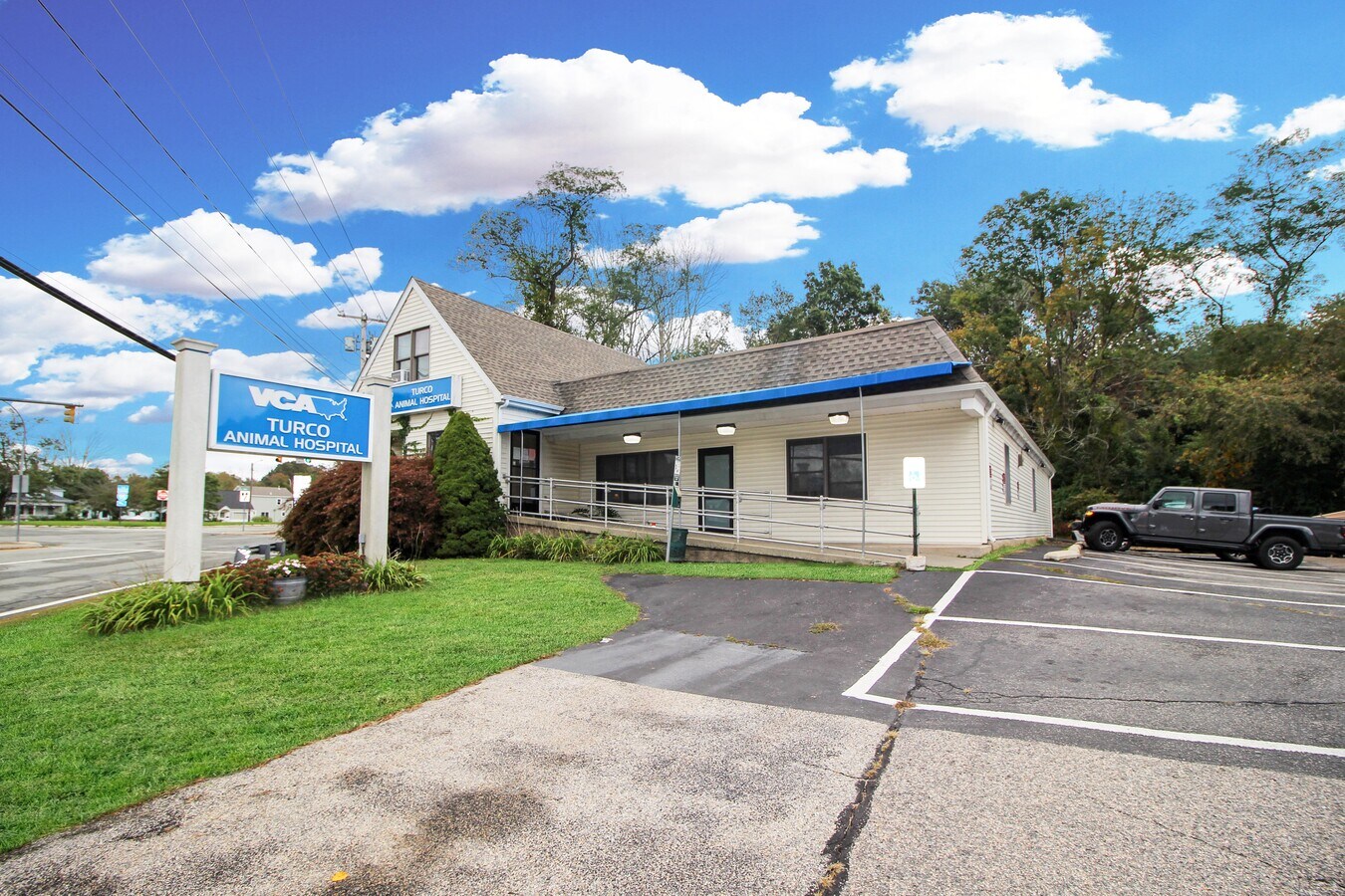 3 Ashaway Rd, Westerly, RI 02891