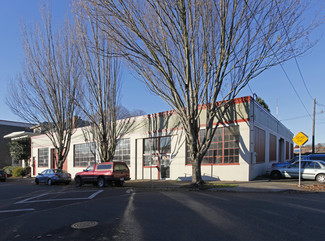 More details for 1321 NE Davis St, Portland, OR - Industrial for Lease