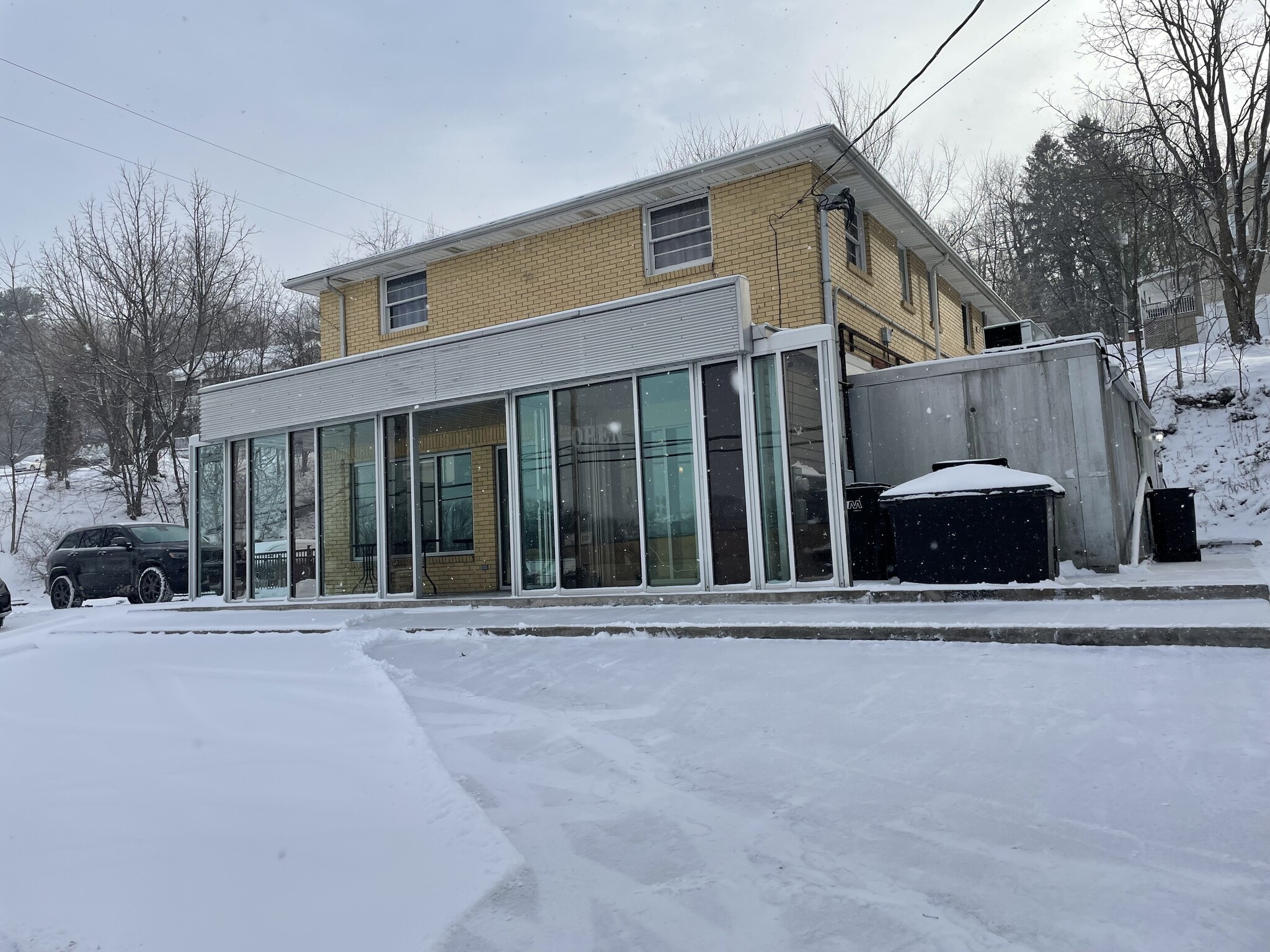 1017 Highland Ave, Greensburg, PA for sale Building Photo- Image 1 of 27