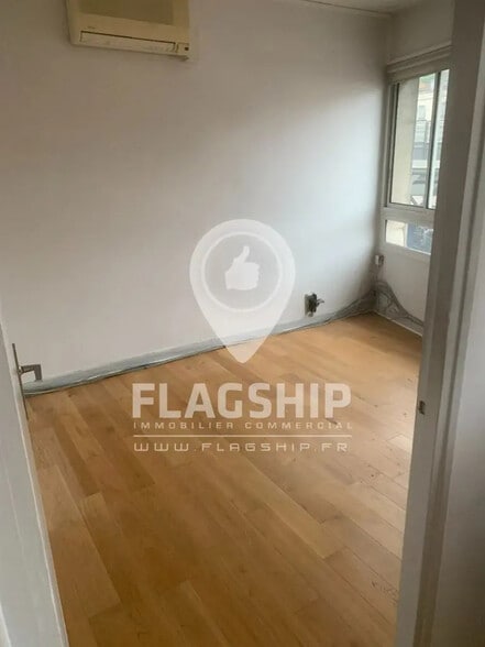 Office in Suresnes for lease - Interior Photo - Image 1 of 9