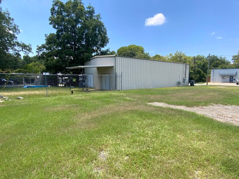 1236 11th Ave, Phenix City, AL for lease - Building Photo - Image 3 of 5