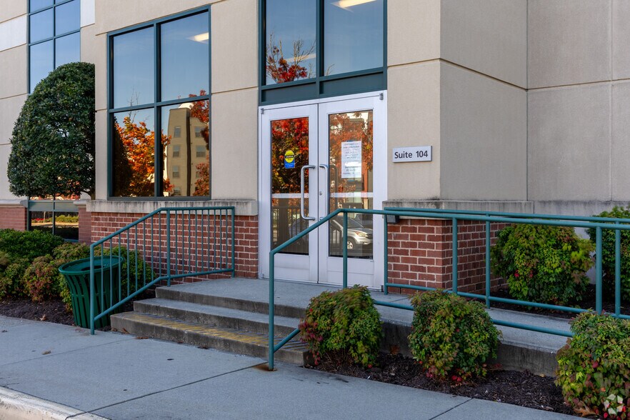 2001 Maywill St, Richmond, VA for lease - Building Photo - Image 2 of 30