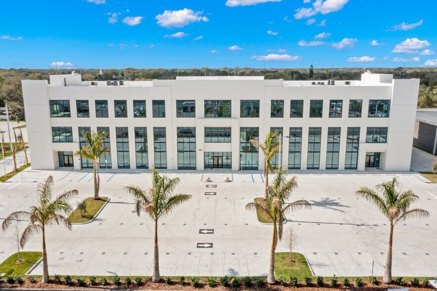 10050-n-florida-ave-tampa-fl-33612-north-florida-office-complex