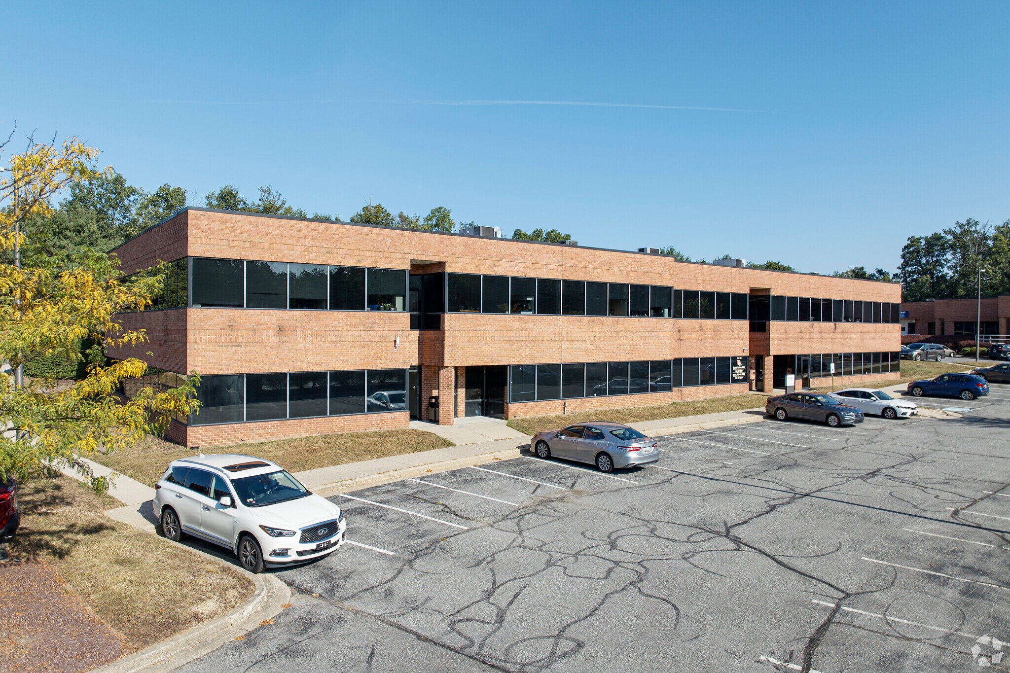 4000 Blackburn Ln, Burtonsville, MD for lease Building Photo- Image 1 of 21