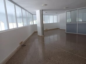 Retail in Terrassa, Barcelona for lease Interior Photo- Image 2 of 3