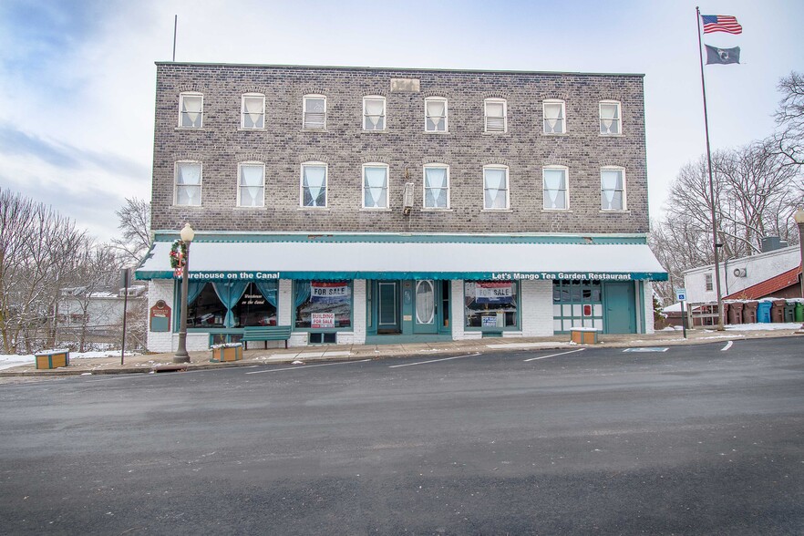 237-239 N Canal St, Canal Fulton, OH for sale - Building Photo - Image 1 of 1