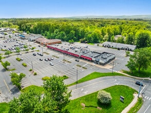 271-421 Cottage Grove Rd, Bloomfield, CT for lease Interior Photo- Image 1 of 1