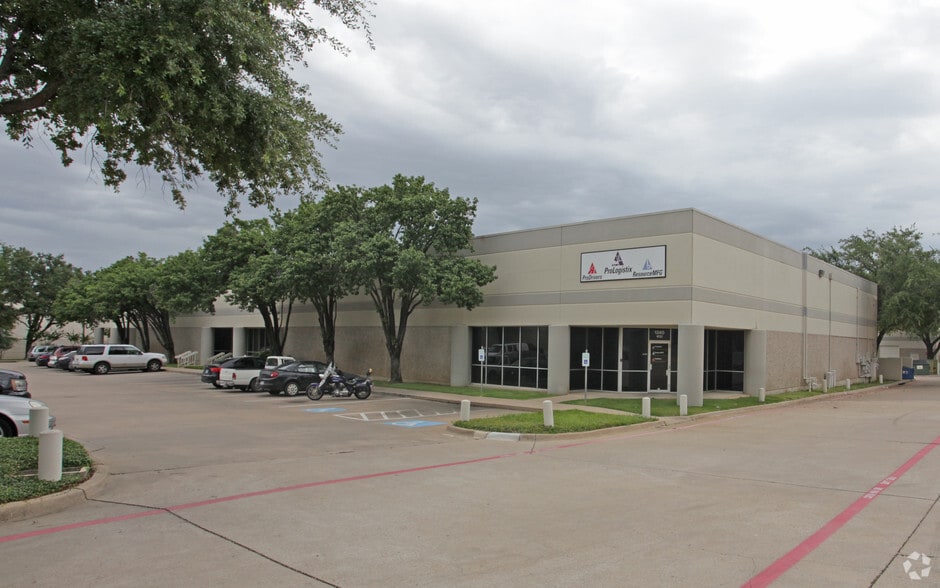 1340 Post & Paddock Rd, Grand Prairie, TX 75050