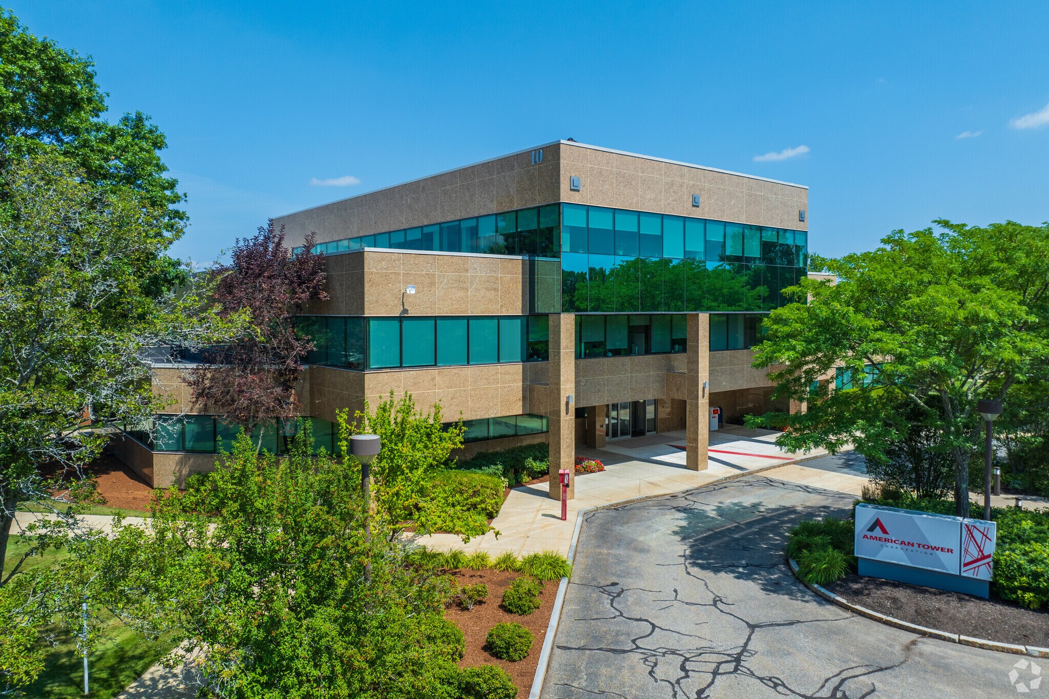 10 Presidential Way, Woburn, MA for sale Primary Photo- Image 1 of 1