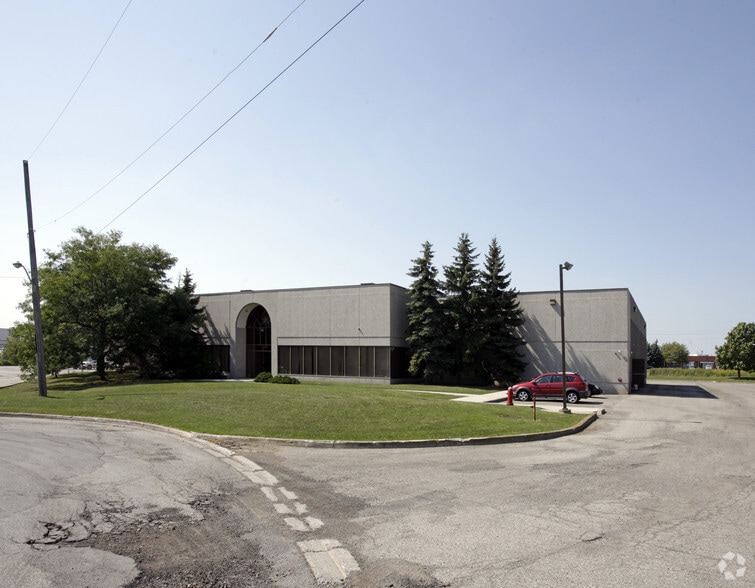 8 Marconi Ct, Caledon, ON for sale - Primary Photo - Image 1 of 1