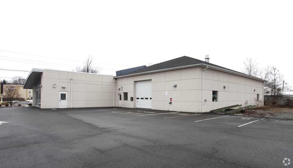 842 US Route 1 N, Edison, NJ for lease - Building Photo - Image 2 of 13