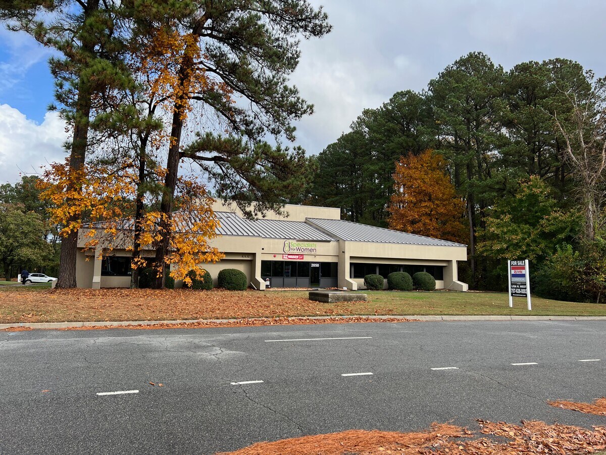 2050 Hillpoint Blvd N, Suffolk, VA 23434