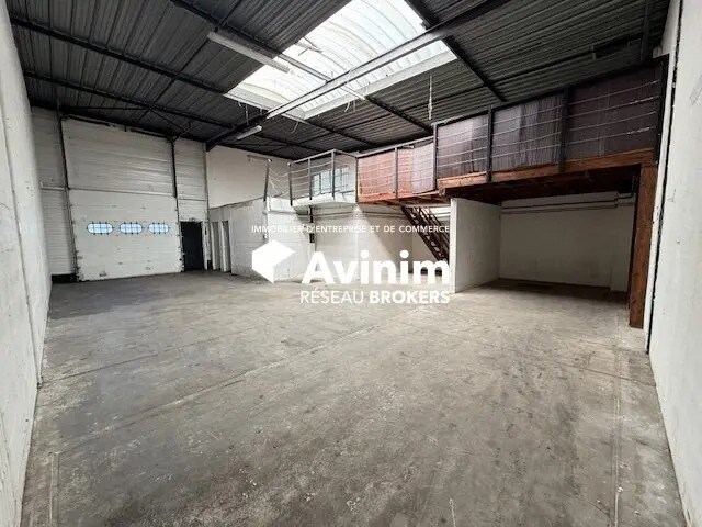 Industrial in Saint-Leu-la-Forêt for lease - Interior Photo - Image 3 of 4