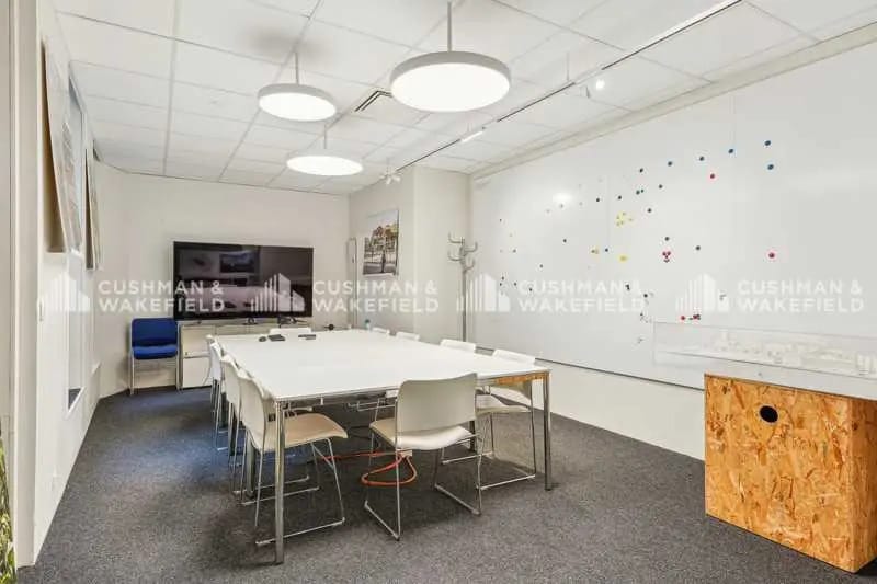 8 Rue Du Sentier, Paris for lease - Building Photo - Image 2 of 15