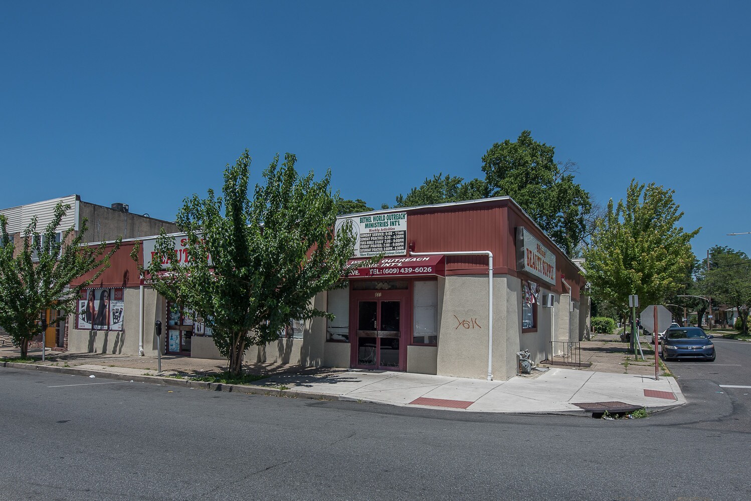 831 E Baltimore Ave, Lansdowne, PA for sale Primary Photo- Image 1 of 1